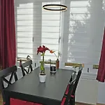 Mit Balkon 500 M Bis Zum Vh
