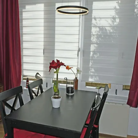 Mit Balkon 500 M Bis Zum Vh