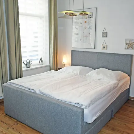 Mit Balkon 500 M Bis Zum Vh